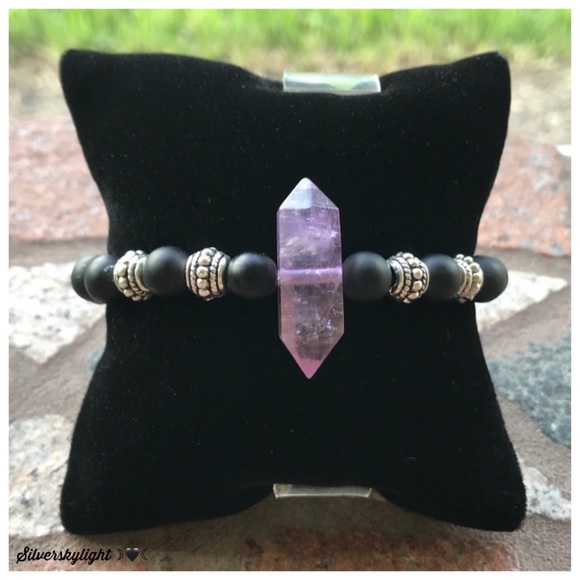 Amethyst bead bracelet . Genuine double point amethyst crystal & onyx gemstones - Picture 2 of 9